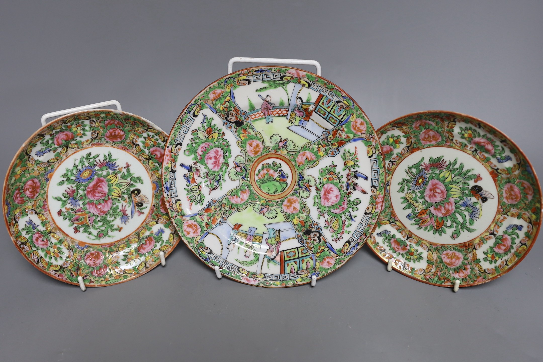 Six 19th / 20th century Chinese famille rose dishes